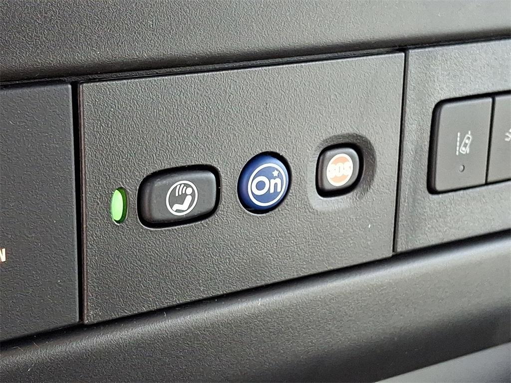 new 2025 Chevrolet Express 3500 car, priced at $52,135