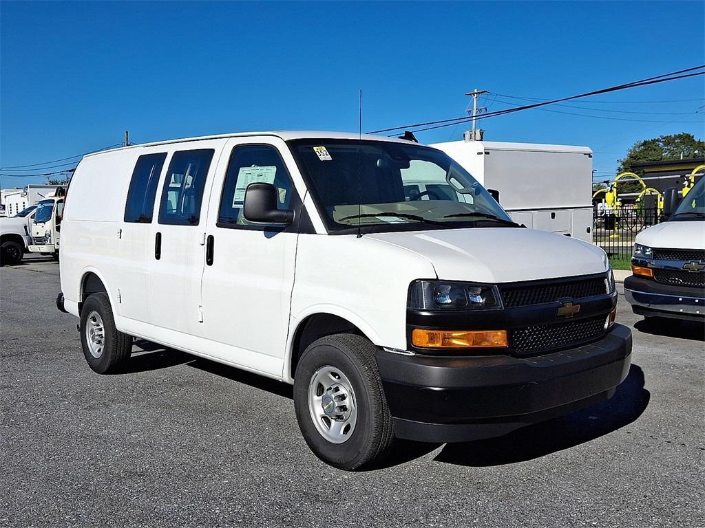 new 2025 Chevrolet Express 3500 car, priced at $52,135
