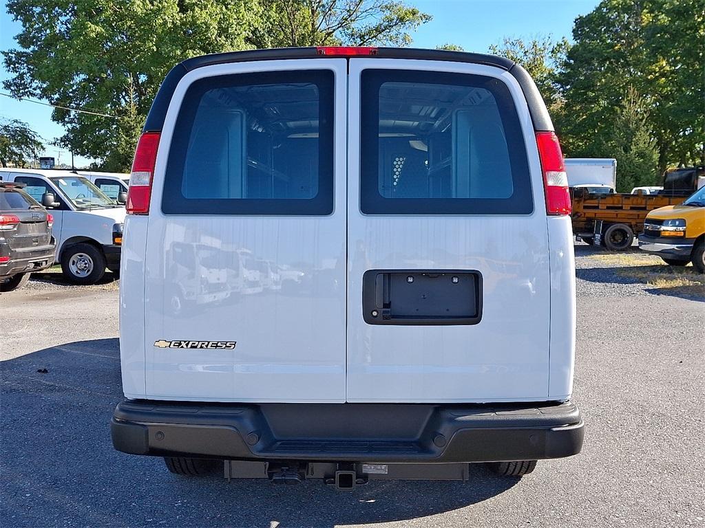 new 2025 Chevrolet Express 3500 car, priced at $52,135