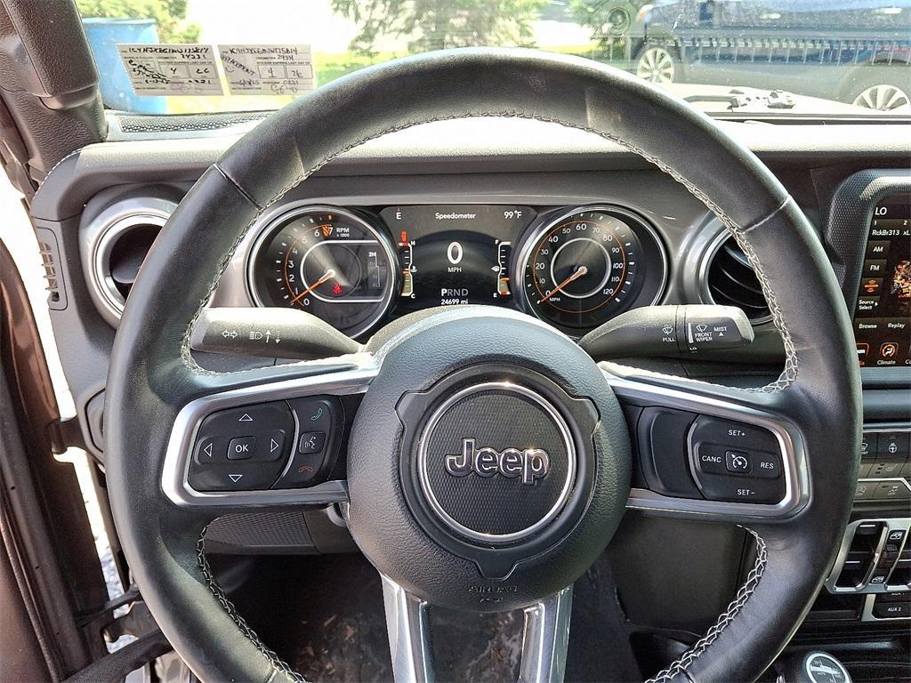 used 2022 Jeep Wrangler Unlimited car, priced at $38,753