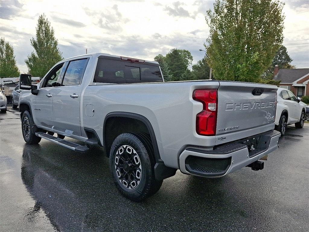 used 2022 Chevrolet Silverado 2500 car, priced at $52,510