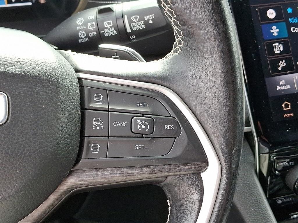 used 2022 Jeep Grand Cherokee car, priced at $26,891
