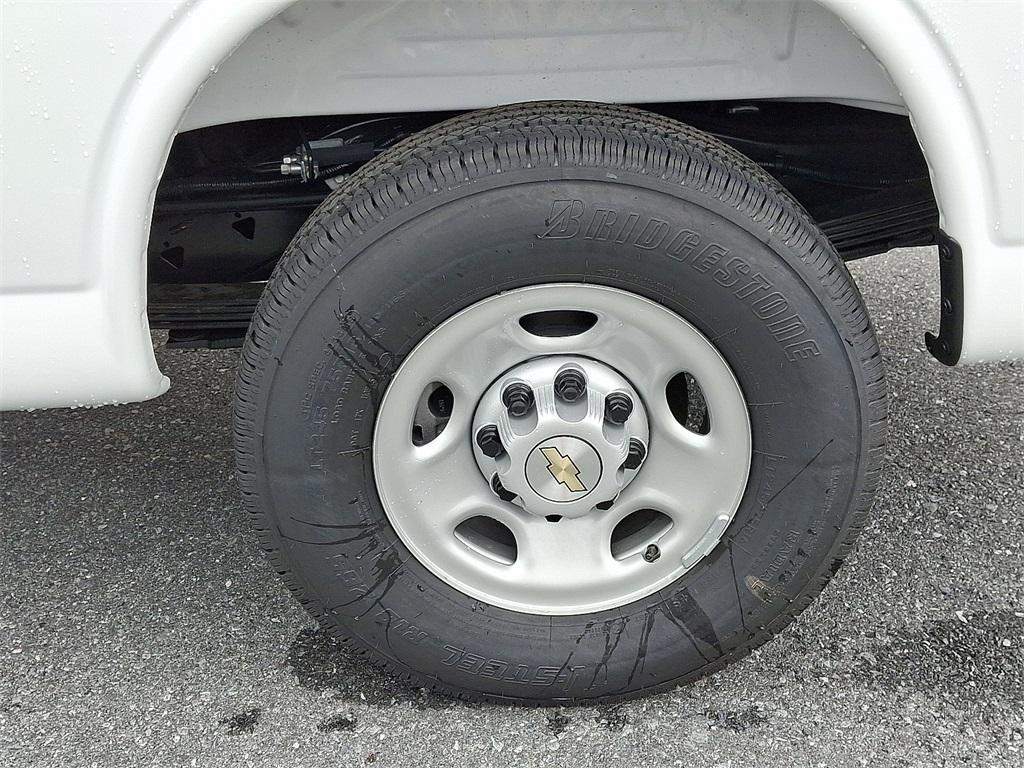 new 2025 Chevrolet Express 3500 car, priced at $52,135