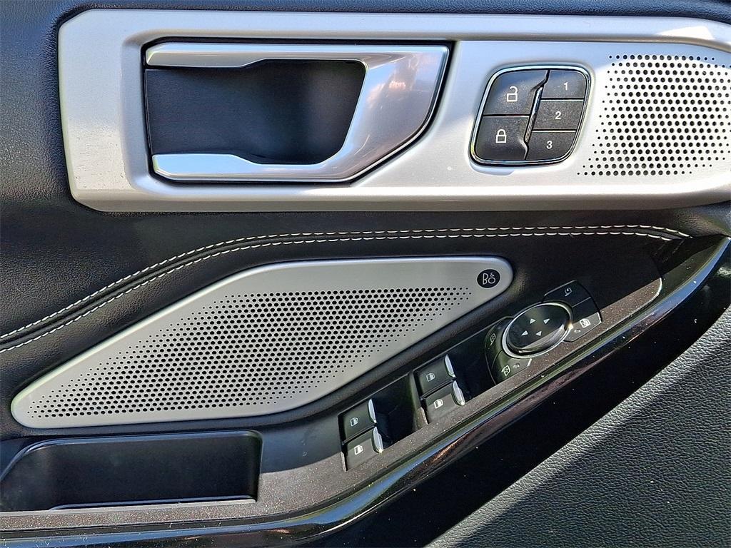 used 2021 Ford Explorer car, priced at $35,000