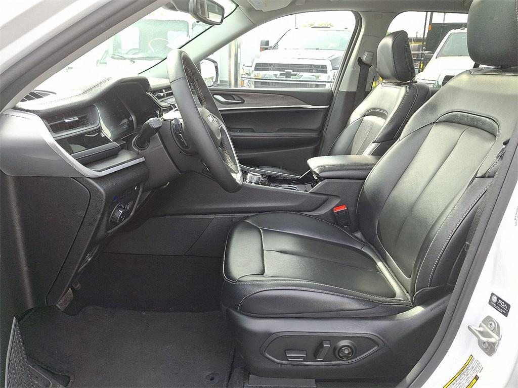 used 2023 Jeep Grand Cherokee 4xe car, priced at $29,997