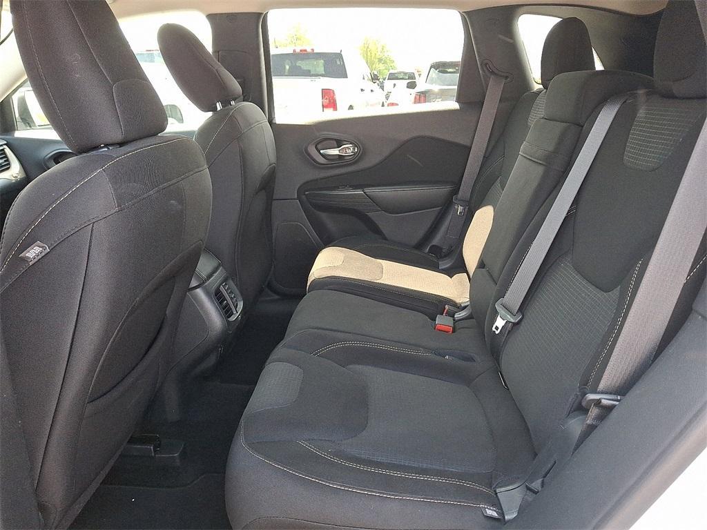 used 2015 Jeep Cherokee car, priced at $12,500