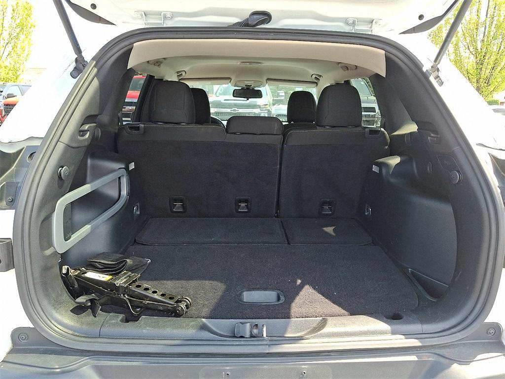 used 2015 Jeep Cherokee car, priced at $12,500