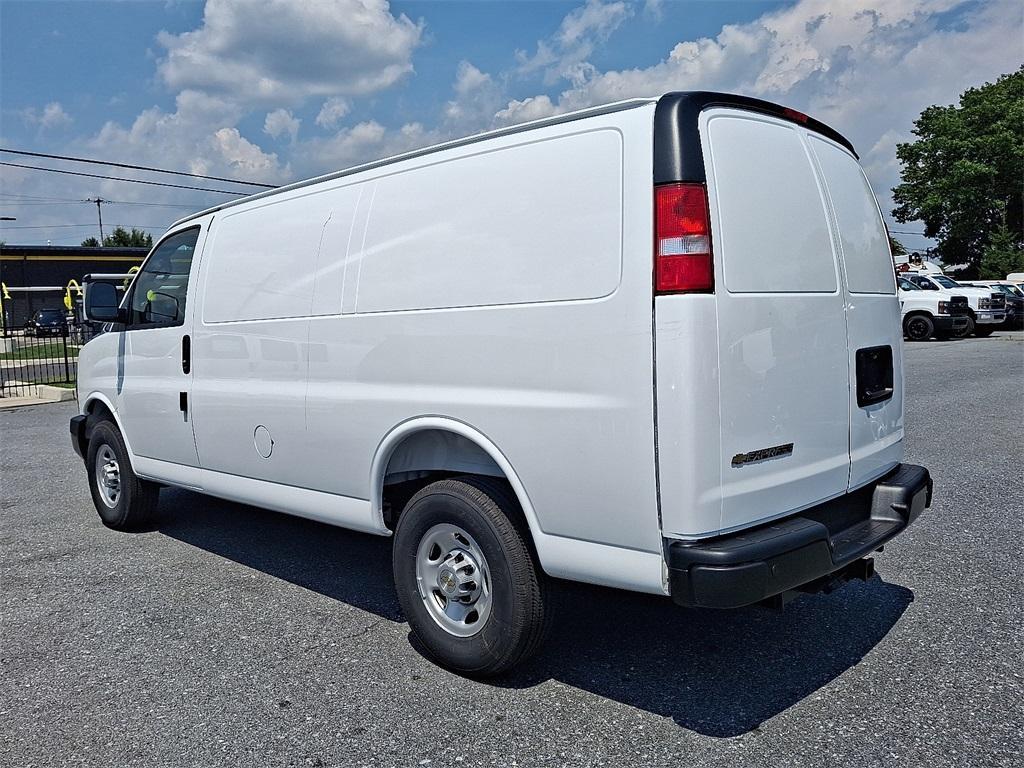 new 2025 Chevrolet Express 3500 car, priced at $52,005