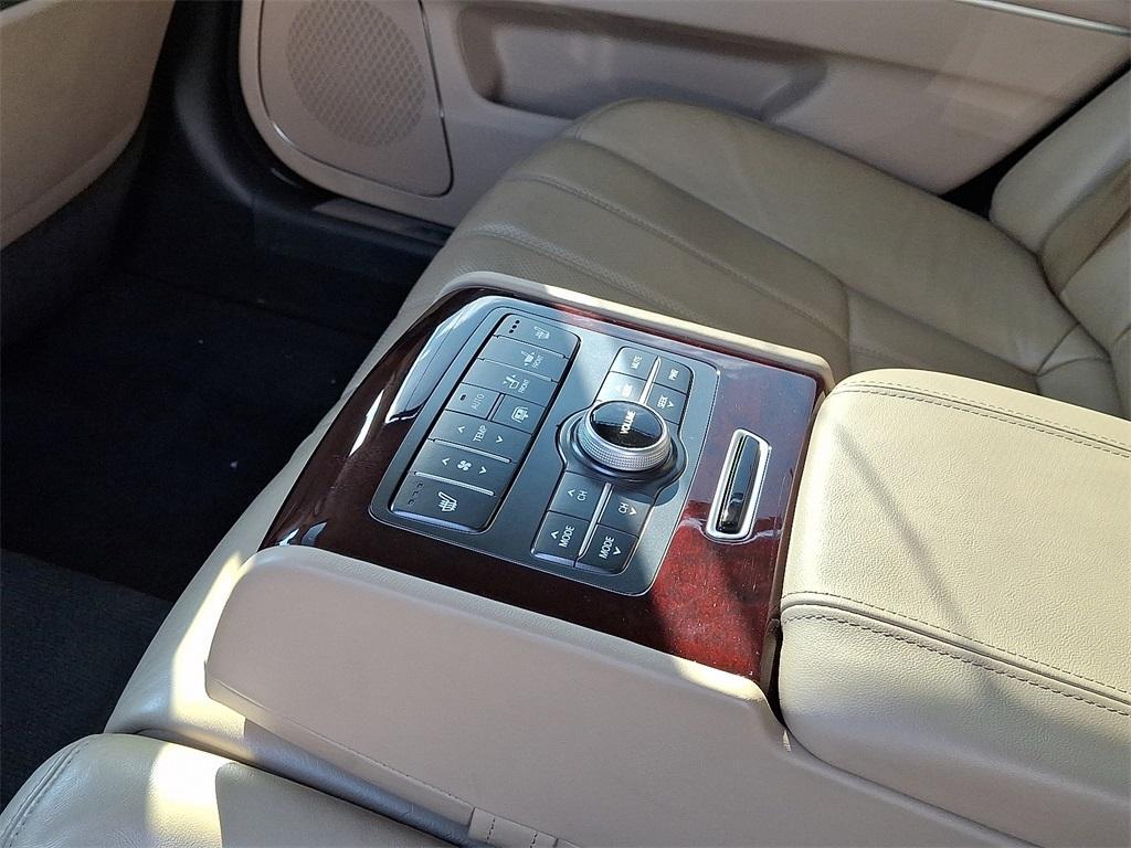 used 2011 Hyundai Equus car, priced at $9,000
