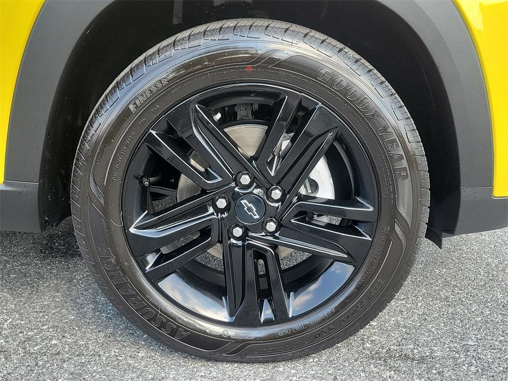 new 2025 Chevrolet Trax car, priced at $24,985