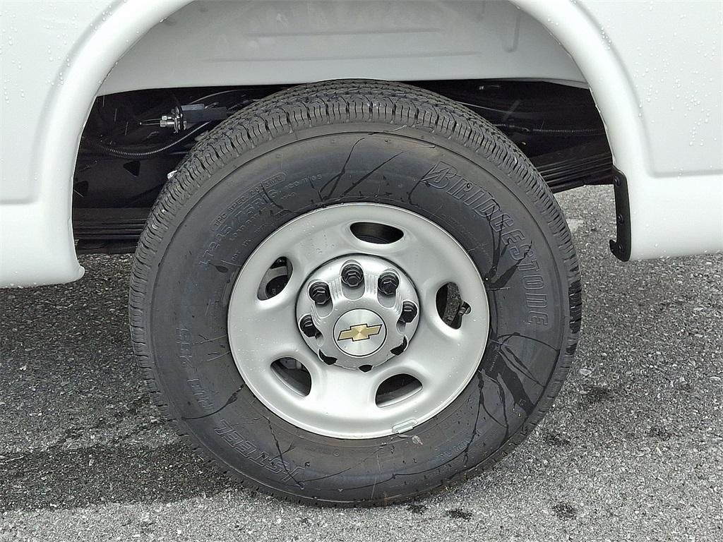 new 2025 Chevrolet Express 3500 car, priced at $52,135
