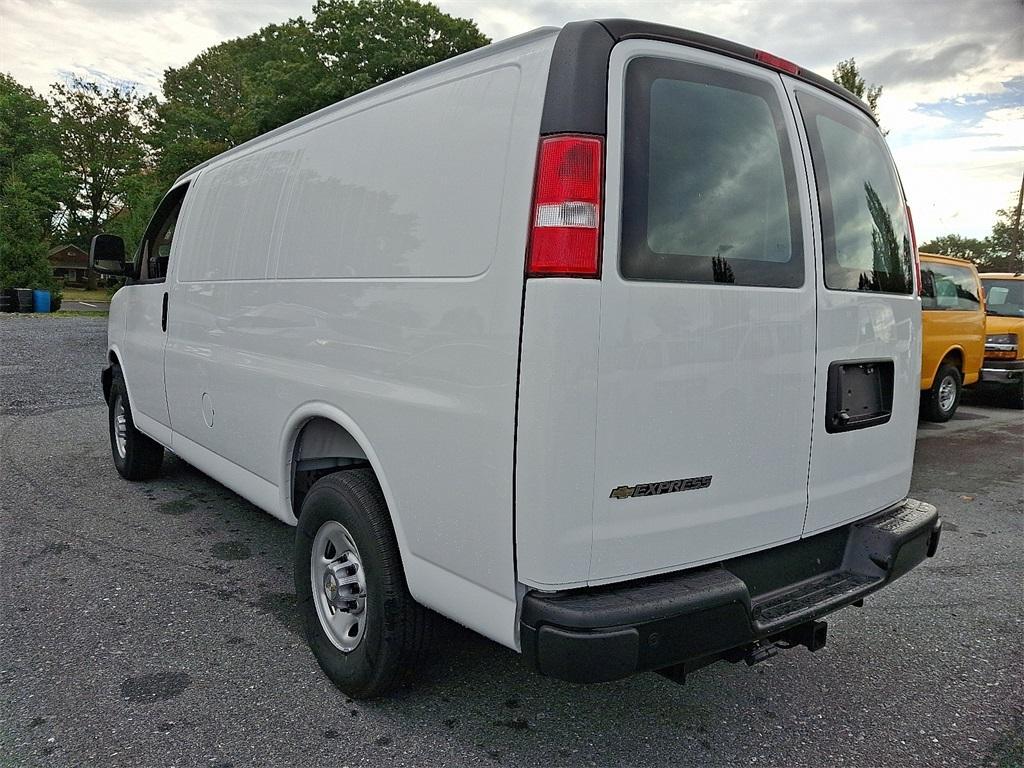 new 2025 Chevrolet Express 3500 car, priced at $52,135