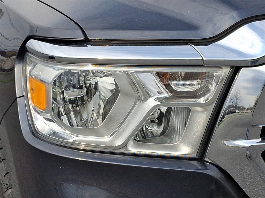 used 2021 Ram 1500 car, priced at $30,000