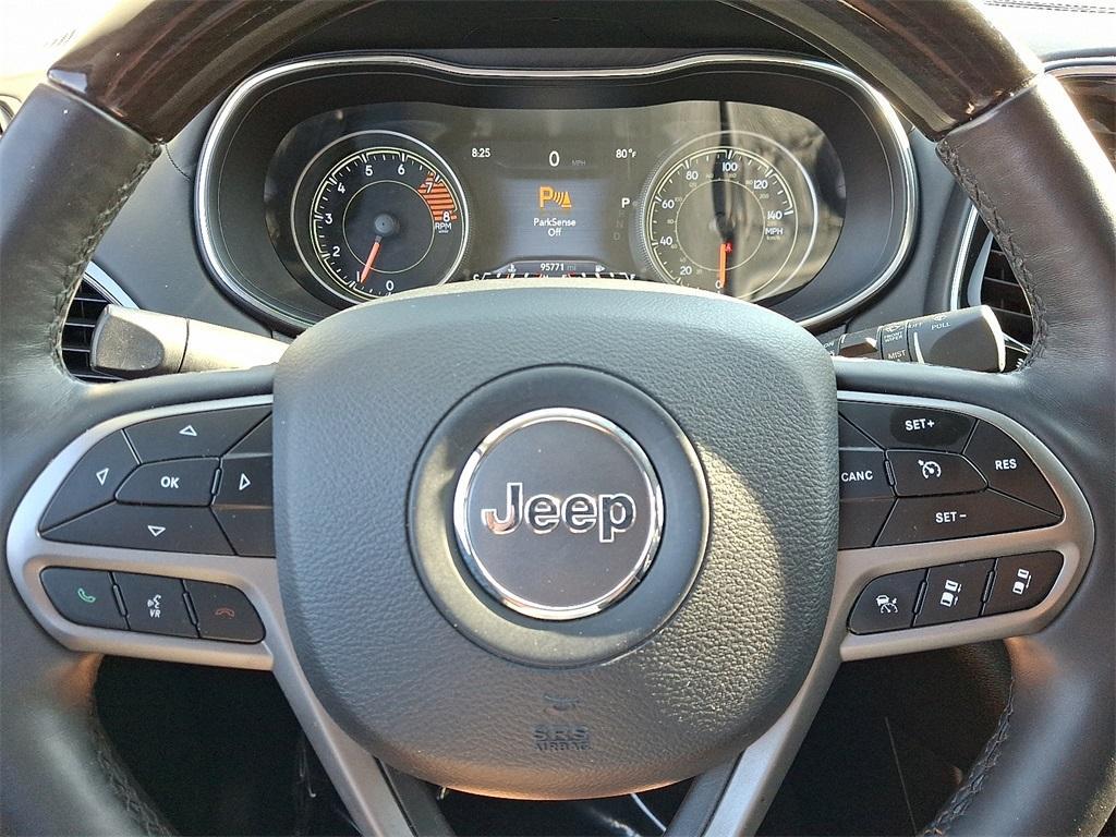 used 2019 Jeep Cherokee car, priced at $15,542