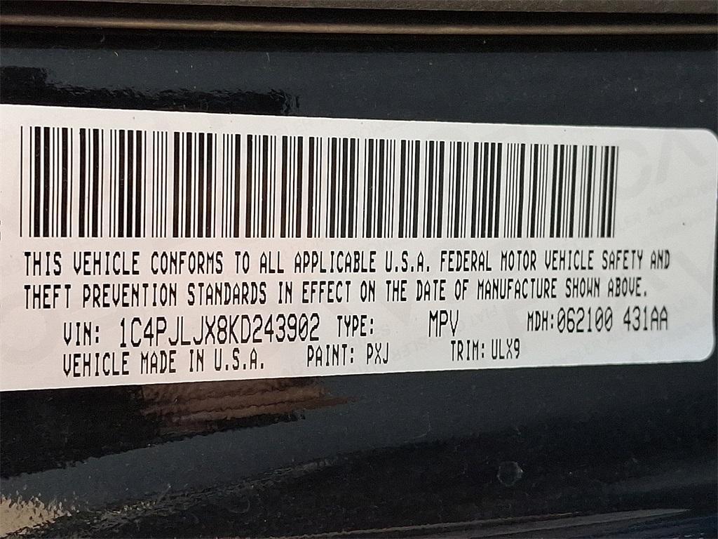 used 2019 Jeep Cherokee car, priced at $15,542