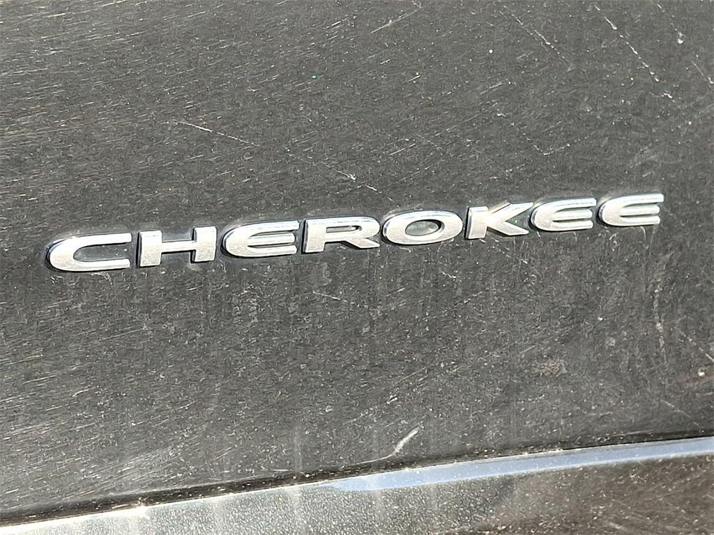used 2019 Jeep Cherokee car, priced at $15,542