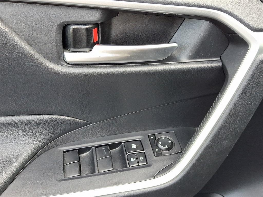 used 2020 Toyota RAV4 car, priced at $28,860