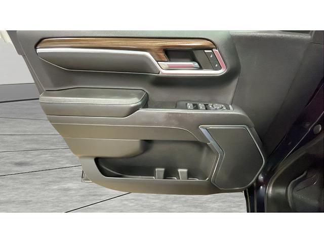 used 2022 Chevrolet Silverado 1500 car, priced at $35,620