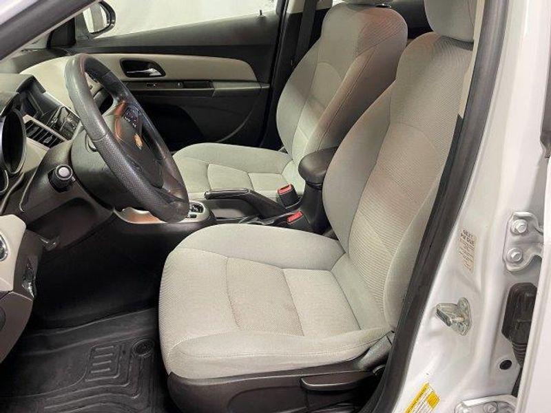 used 2015 Chevrolet Cruze car, priced at $8,990