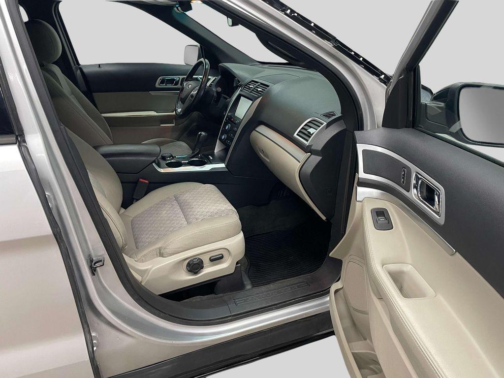 used 2015 Ford Explorer car, priced at $5,841