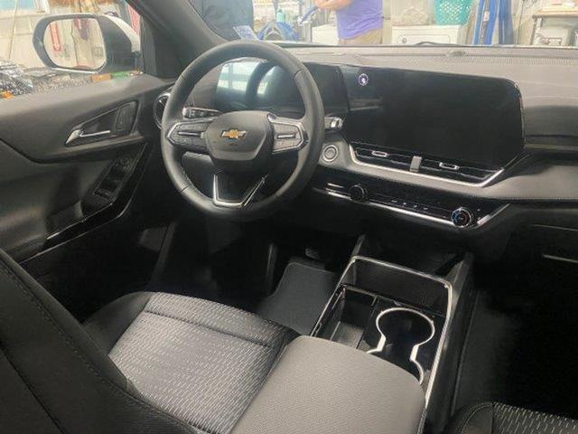 new 2025 Chevrolet Equinox car, priced at $32,575