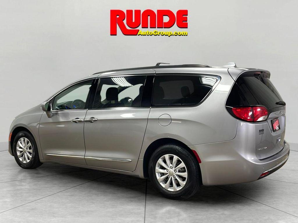 used 2017 Chrysler Pacifica car, priced at $8,870