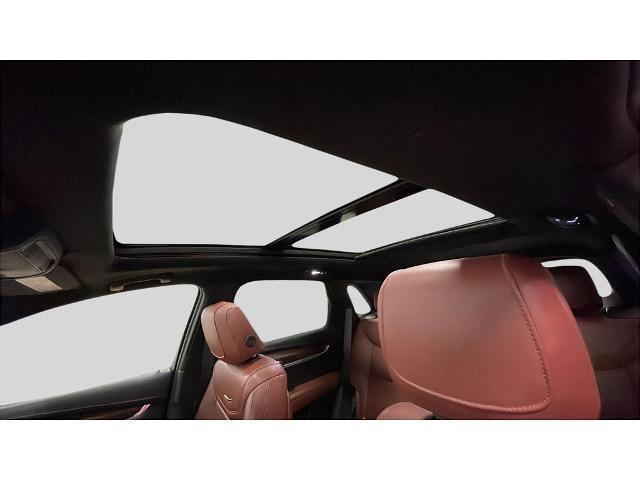 used 2020 Cadillac XT5 car, priced at $28,870