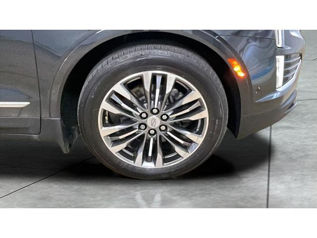 used 2020 Cadillac XT5 car, priced at $28,870