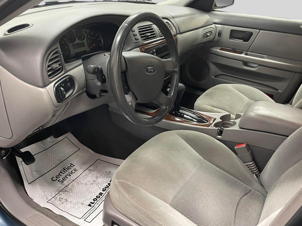 used 2007 Ford Taurus car, priced at $3,990