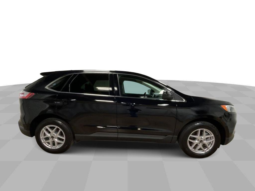 used 2024 Ford Edge car, priced at $27,950
