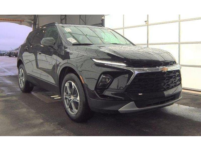 used 2023 Chevrolet Blazer car, priced at $29,590