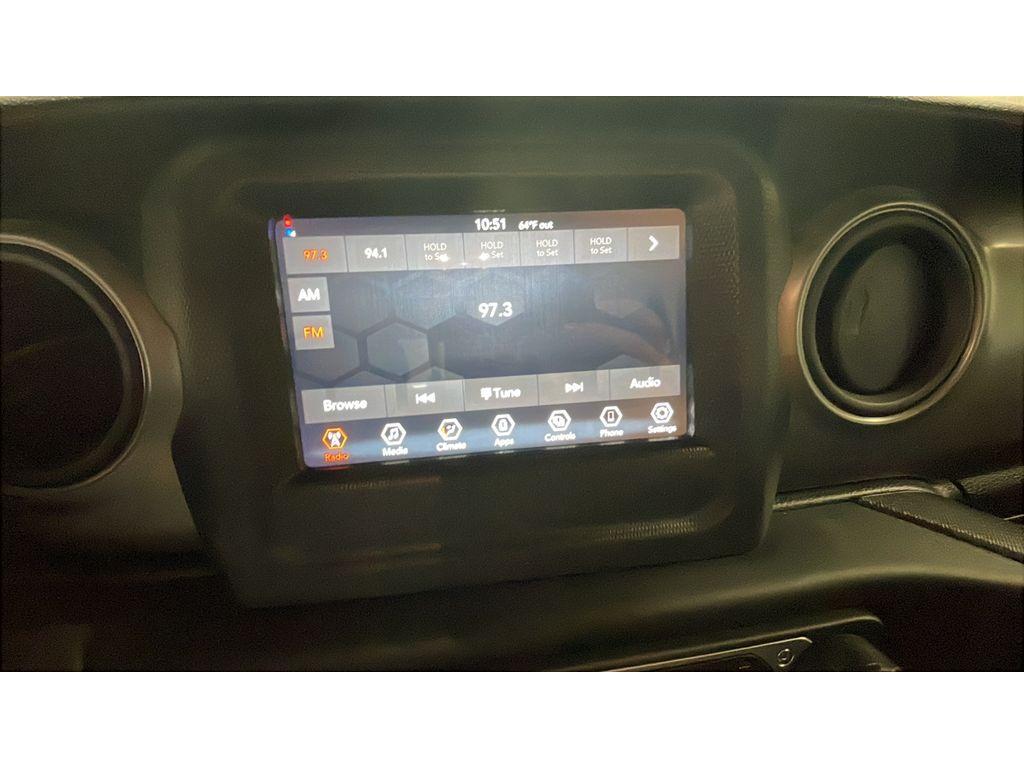 used 2023 Jeep Gladiator car, priced at $35,421