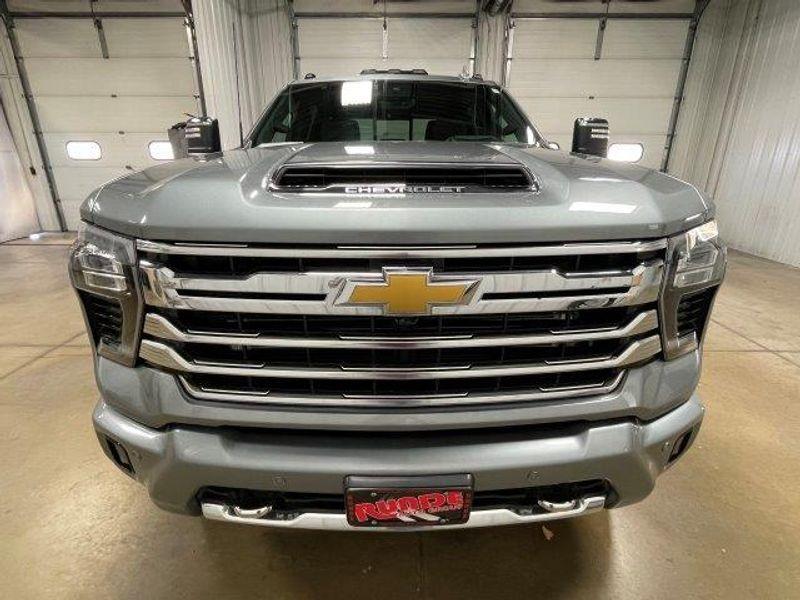 used 2024 Chevrolet Silverado 2500 car, priced at $71,891