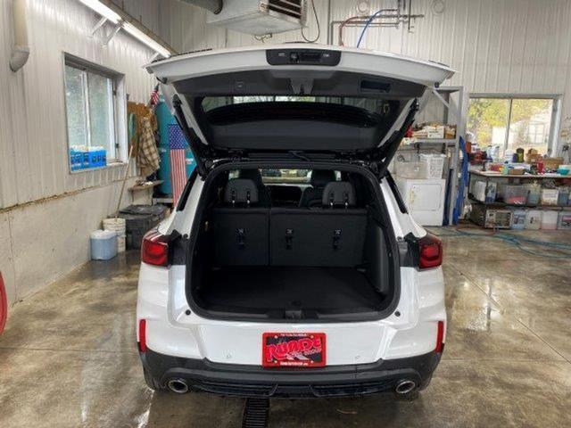 new 2025 Chevrolet TrailBlazer car, priced at $35,070