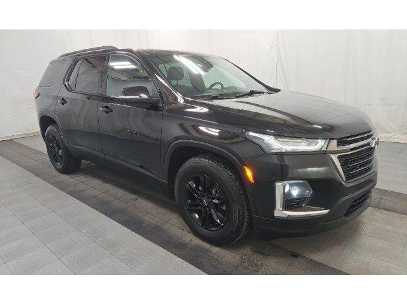 used 2023 Chevrolet Traverse car, priced at $34,500