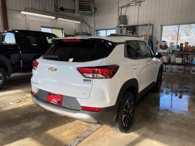 new 2025 Chevrolet TrailBlazer car, priced at $31,575