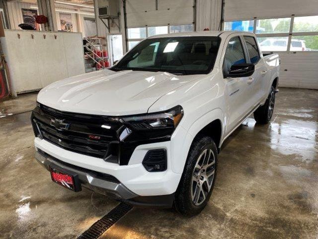 new 2024 Chevrolet Colorado car, priced at $43,910