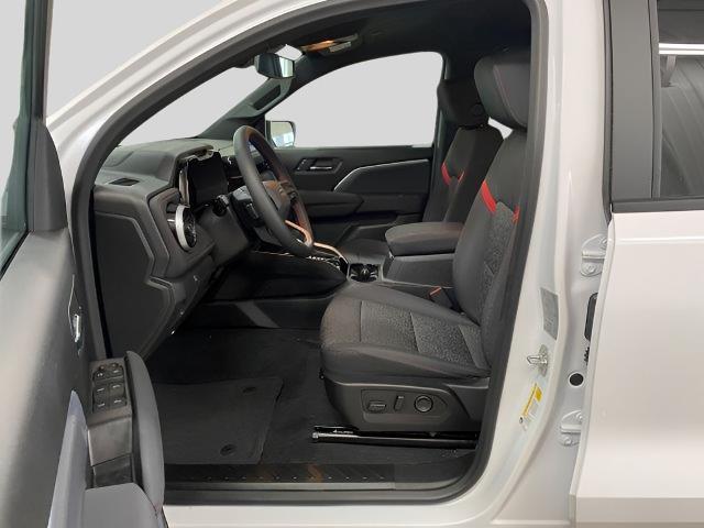 new 2024 Chevrolet Colorado car, priced at $43,910