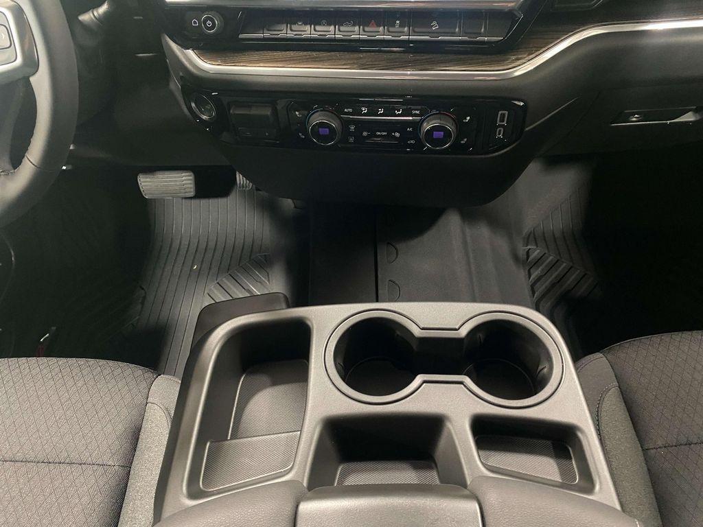 new 2025 Chevrolet Silverado 1500 car, priced at $57,320