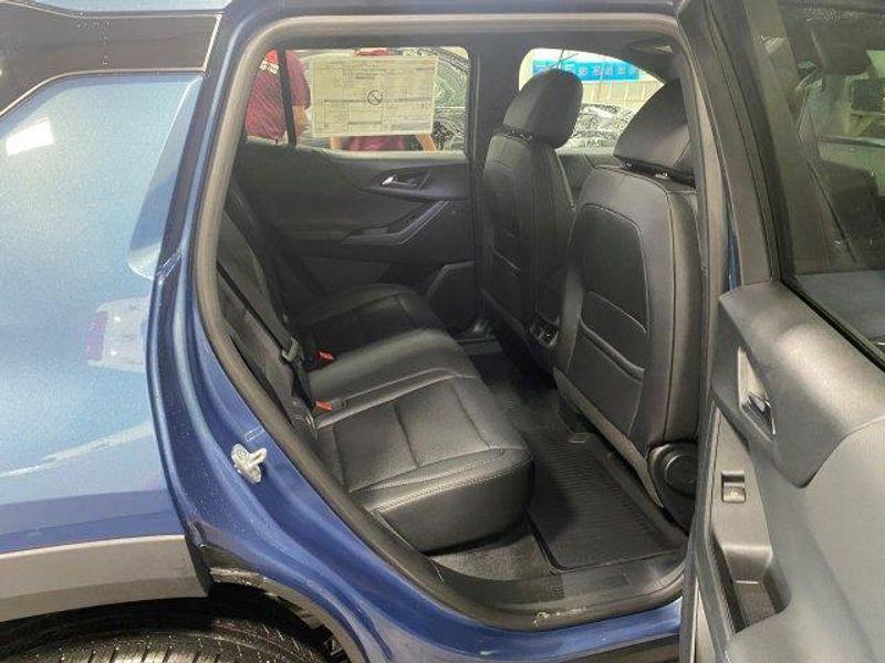 new 2026 Chevrolet Equinox car, priced at $33,890