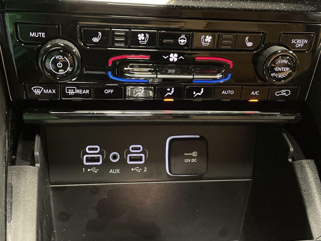 used 2025 Jeep Grand Cherokee L car, priced at $57,971