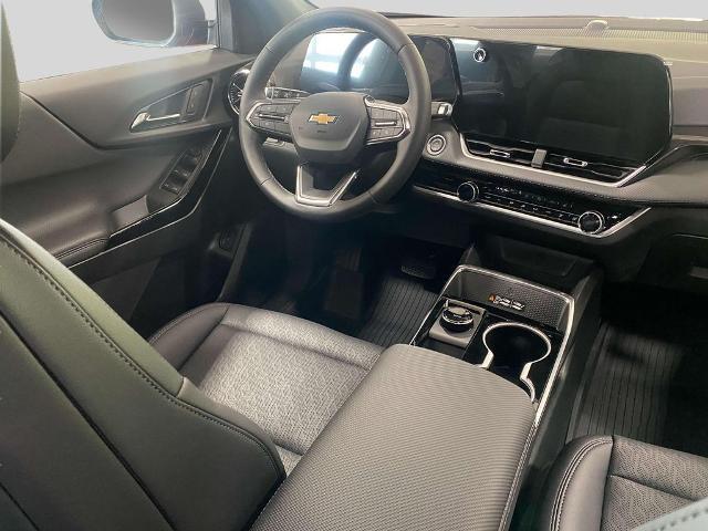 new 2026 Chevrolet Equinox car, priced at $32,290