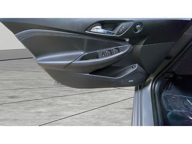 used 2017 Chevrolet Cruze car, priced at $13,441