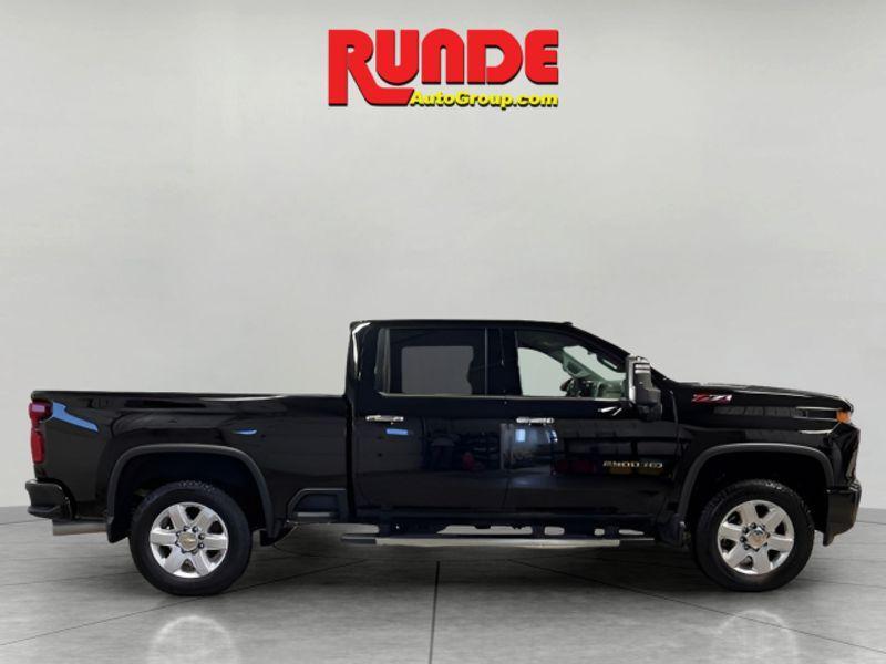 used 2022 Chevrolet Silverado 2500 car, priced at $59,291