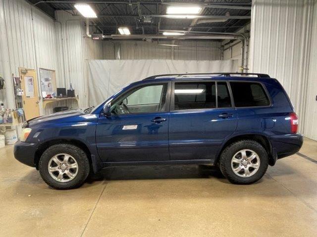 used 2006 Toyota Highlander car, priced at $4,581