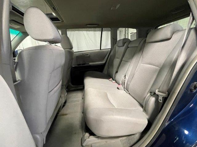 used 2006 Toyota Highlander car, priced at $4,581