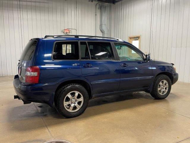 used 2006 Toyota Highlander car, priced at $4,581