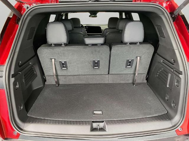 new 2025 Chevrolet Traverse car, priced at $49,040
