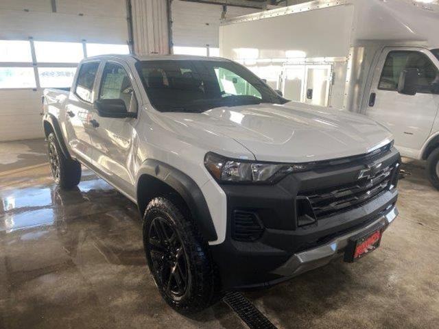 new 2024 Chevrolet Colorado car, priced at $40,360