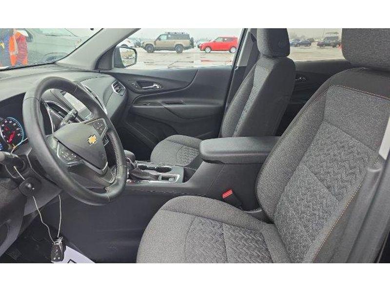 used 2023 Chevrolet Equinox car, priced at $25,990